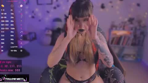       online show from October 27, 11:10 pm