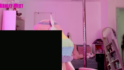  Ashley West  online show from March 27, 7:25 pm