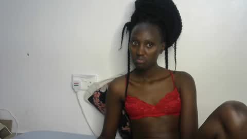 Snapshot of beib_love chatting on December 13, 3:00 pm beib_love online show from December 13, 3:00 pm