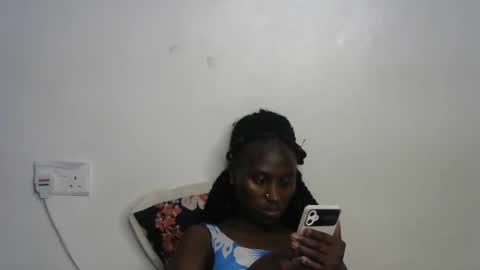 Snapshot of beib_love chatting on December 17, 7:07 am beib_love online show from December 17, 7:07 am