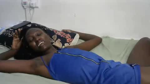 Snapshot of beib_love chatting on December 15, 8:36 pm beib_love online show from December 15, 8:36 pm