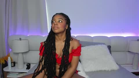 Snapshot of belkis_mills chatting on February 22, 9:42 pm Belkis online show from February 22, 9:42 pm