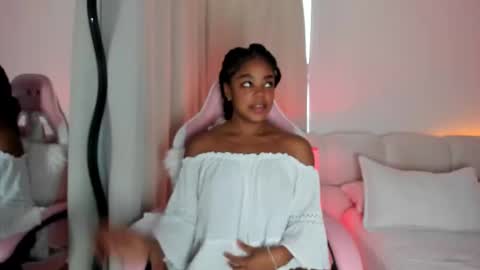 Snapshot of belkis_mills chatting on September 24, 4:50 pm Belkis online show from September 24, 4:50 pm