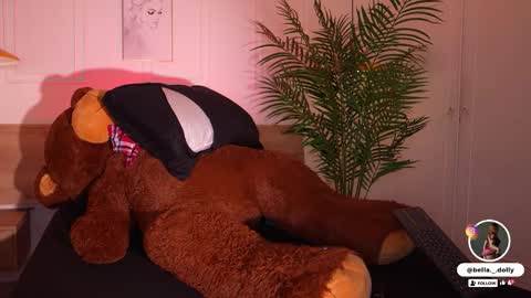    online show from October 20, 4:10 pm