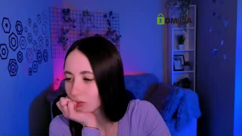 Bella online show from April 28, 12:20 pm
