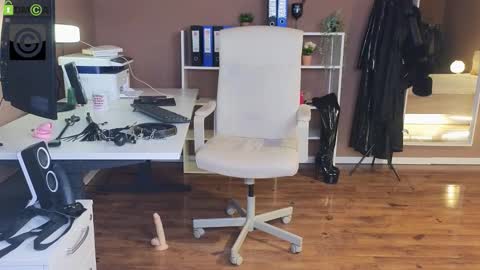 bella_harper92 online show from September 12, 8:34 am