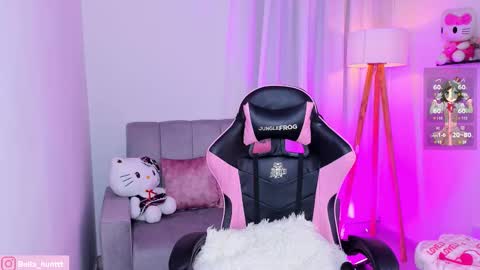 bella igbella hunttt online show from February 15, 7:51 am