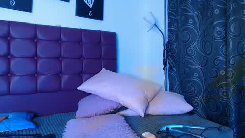 Valentina online show from March 4, 4:06 am