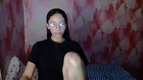 bella online show from May 1, 9:34 am