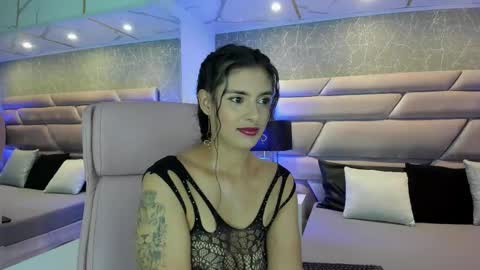 bellaagrace online show from January 13, 3:45 am