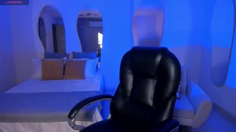  Bella C  online show from October 19, 5:59 pm