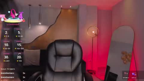  Bella C  online show from October 20, 6:00 pm