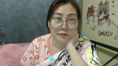 Bella online show from February 25, 9:48 pm