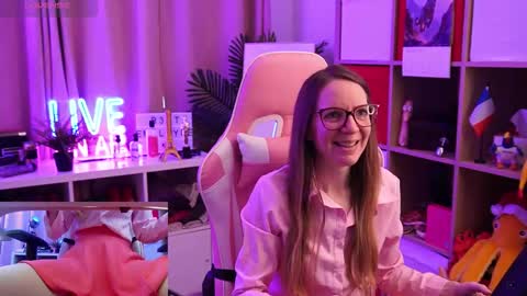 Alice online show from February 19, 7:30 am