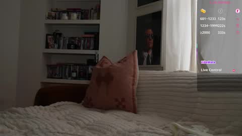 BELLE   online show from September 17, 3:04 am