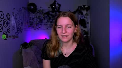 Snapshot of benny_duglas chatting on October 25, 12:13 pm Benny online show from October 25, 12:13 pm