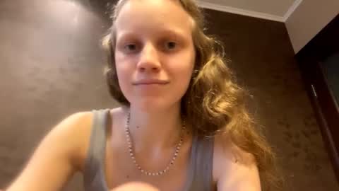 Snapshot of berniecemontell chatting on September 23, 12:36 pm Sophia online show from September 23, 12:36 pm