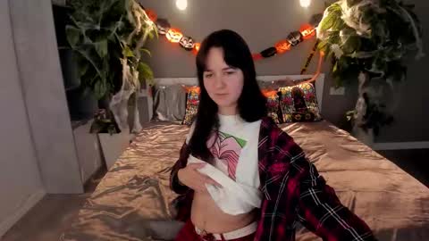 Violette online show from October 20, 8:23 pm