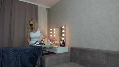 Snapshot of best__angelica chatting on March 8, 3:00 pm best__angelica online show from March 8, 3:00 pm