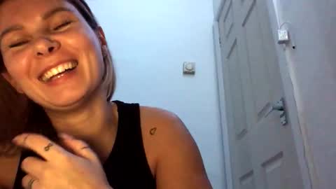 Snapshot of betty199175798 chatting on October 14, 8:44 pm betty199175798 online show from October 14, 8:44 pm