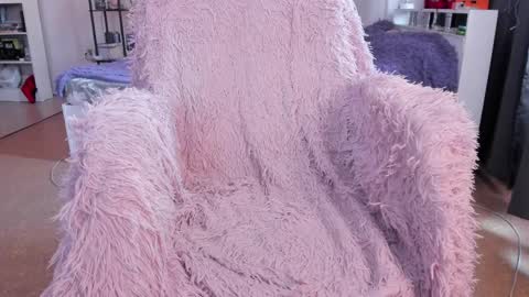 Dory make me happier online show from March 25, 4:17 am