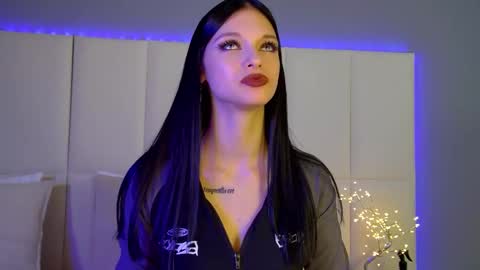 Snapshot of beverlyyork chatting on March 8, 6:35 pm Beverly online show from March 8, 6:35 pm