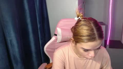 bhee52 online show from January 12, 6:17 am