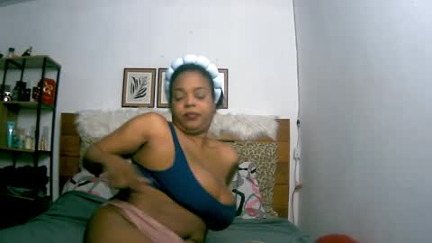 bianca ebony online show from April 18, 8:50 am