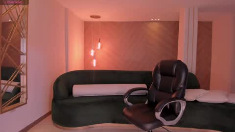 Bianca Pierce online show from February 19, 11:06 am