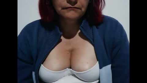 Snapshot of biancasteel chatting on September 22, 3:05 am biancasteel online show from September 22, 3:05 am