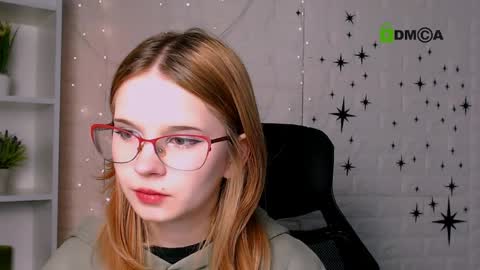 bibi_fire online show from April 9, 1:16 pm