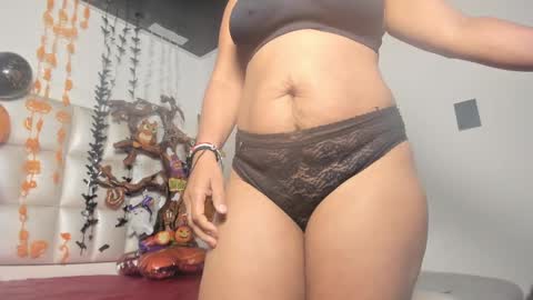 Snapshot of bibiana_js_ chatting on October 20, 11:57 am bibiana_js_ online show from October 20, 11:57 am
