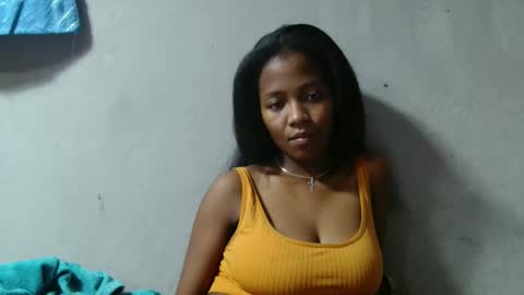 bienvenue987832 online show from May 14, 2:34 pm