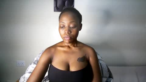 bigassmello_ online show from June 17, 2:57 am