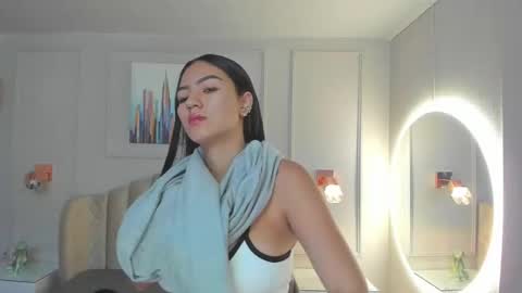   online show from February 9, 10:09 am