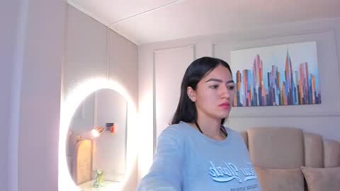   online show from March 6, 10:09 am