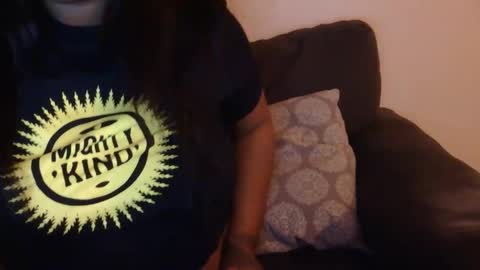 bigbootibambii online show from February 9, 2:25 am