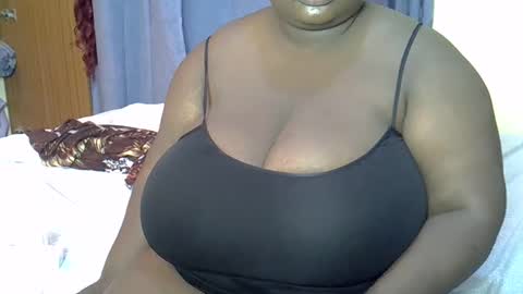 Snapshot of bigchocotities chatting on February 10, 7:17 pm bigchocotities online show from February 10, 7:17 pm