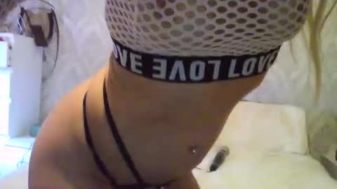 bikerbella93 online show from February 9, 2:08 pm
