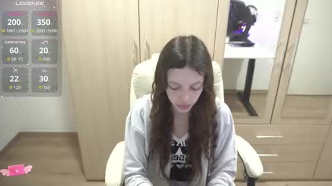 Snapshot of billly1love chatting on September 17, 10:52 pm billy1love online show from September 17, 10:52 pm