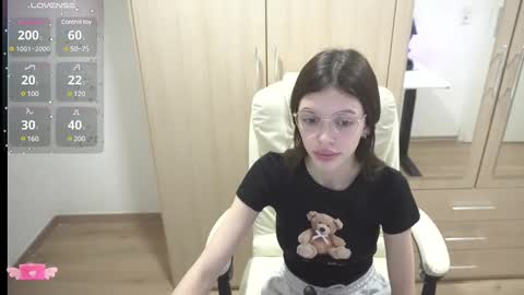 Snapshot of billly1love chatting on February 11, 11:12 pm billy1love online show from February 11, 11:12 pm