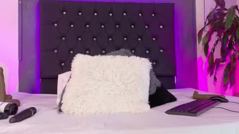 Snapshot of billye_eilish chatting on October 9, 10:25 pm Billie online show from October 9, 10:25 pm