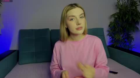 Merlizz  Ana  Emma online show from February 10, 8:31 am