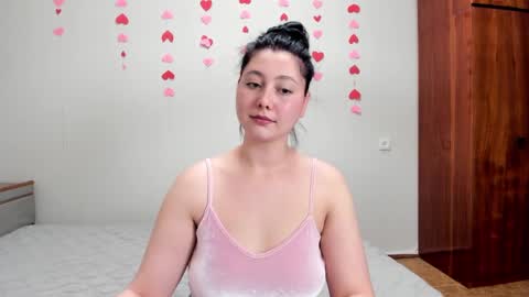 Snapshot of black_berry_bla_ck chatting on March 5, 12:44 pm black_berry_bla_ck online show from March 5, 12:44 pm