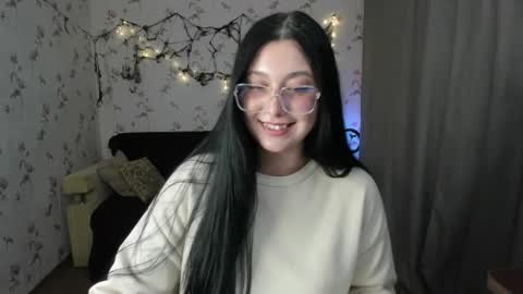 Snapshot of black_berry_bla_ck chatting on October 30, 2:07 pm black_berry_bla_ck online show from October 30, 2:07 pm