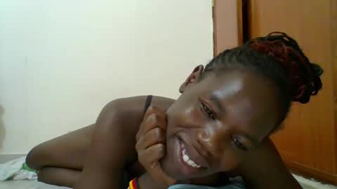 SARAH online show from November 6, 10:15 pm