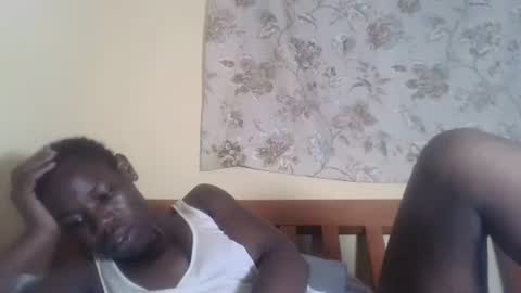 Snapshot of blacksexygal chatting on February 23, 6:07 pm SARAH online show from February 23, 6:07 pm