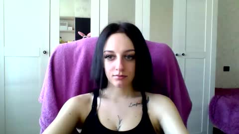 Ivy online show from February 20, 2:24 pm