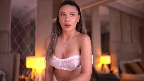 BlairSanders online show from January 31, 7:23 pm