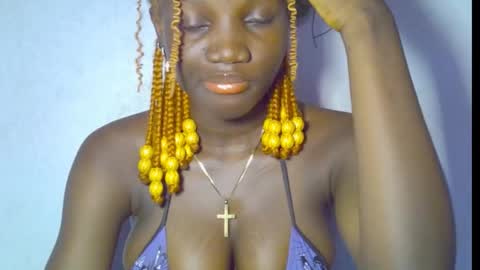 nikky00 online show from March 2, 9:16 am